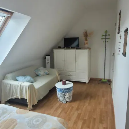 Les Chatelliers 住宿加早餐酒店